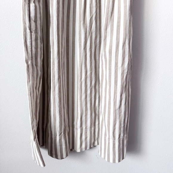 Everlane Seersucker Beige and White Striped Midi Dress - Picture 5 of 12